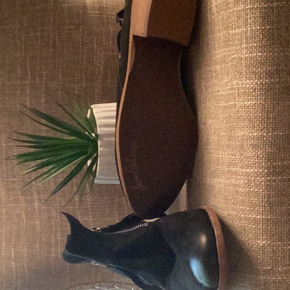 Sam Edelman boots - Picture 2 of 2